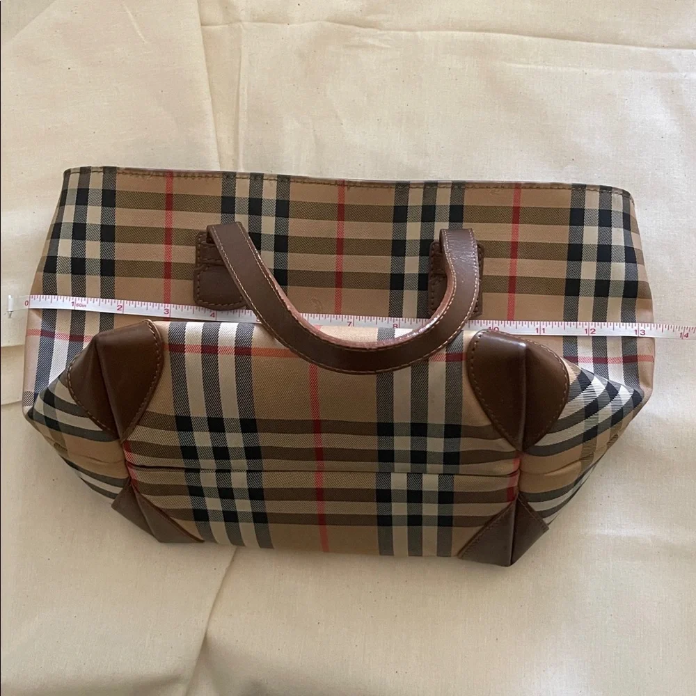 Burberry Authen Vintage Classic House Check Pattern Small 90’s Canvas Tote. P